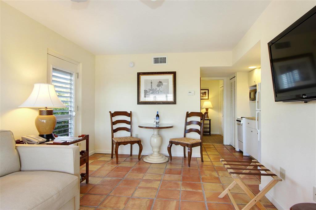 Song Of The Sea Hotel Sanibel Room photo